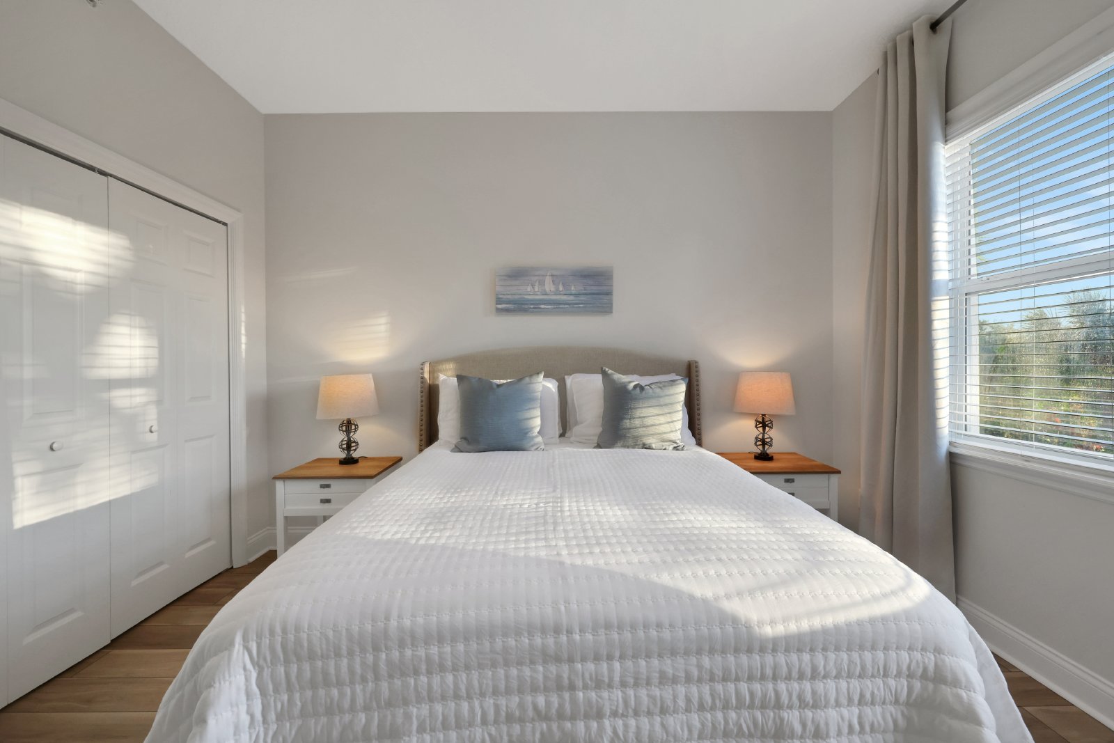 LIVE SECONDS FROM THE BEACH IN THIS LUXURIOUS TOWNHOUSE property image