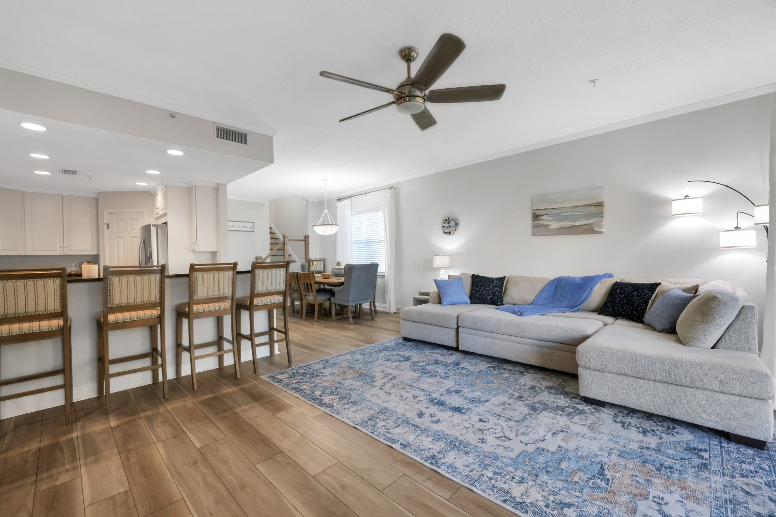 LIVE SECONDS FROM THE BEACH IN THIS LUXURIOUS TOWNHOUSE property image