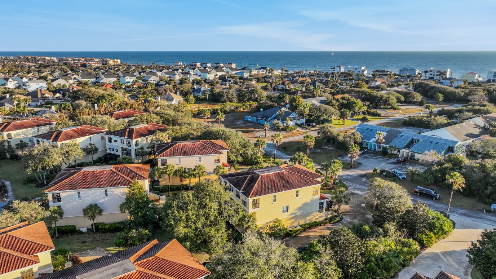 LIVE SECONDS FROM THE BEACH IN THIS LUXURIOUS TOWNHOUSE property image
