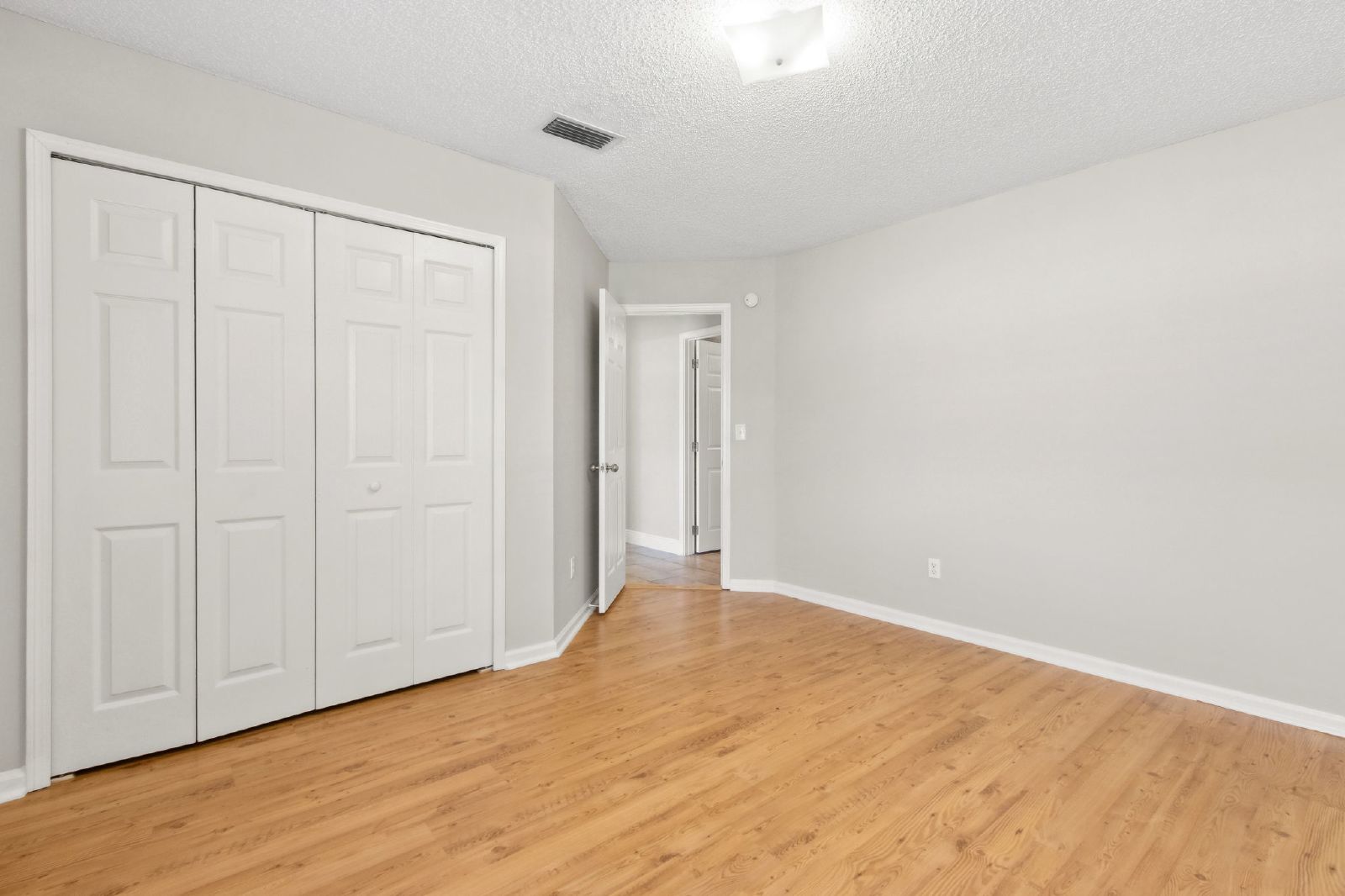 Clay County Sweetbriar 4-Bedroom Pool Home with Modern Upgrades & Spacious Living property image